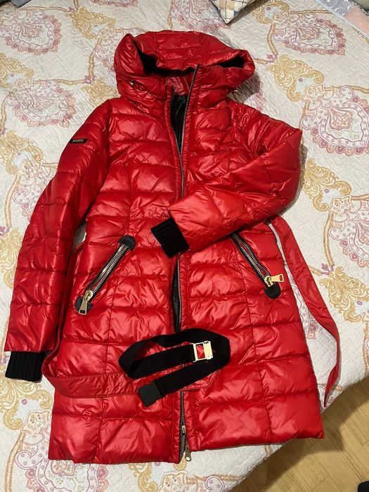 Пуховик фирмы Clasna