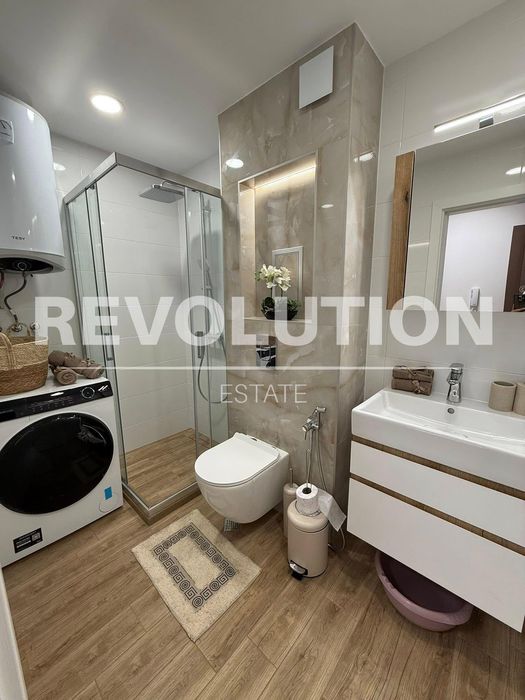 Дава се под наем Двустаен апартамент в Варна, Възраждане 1 - 68 кв.м за 730 € - Снимка #5