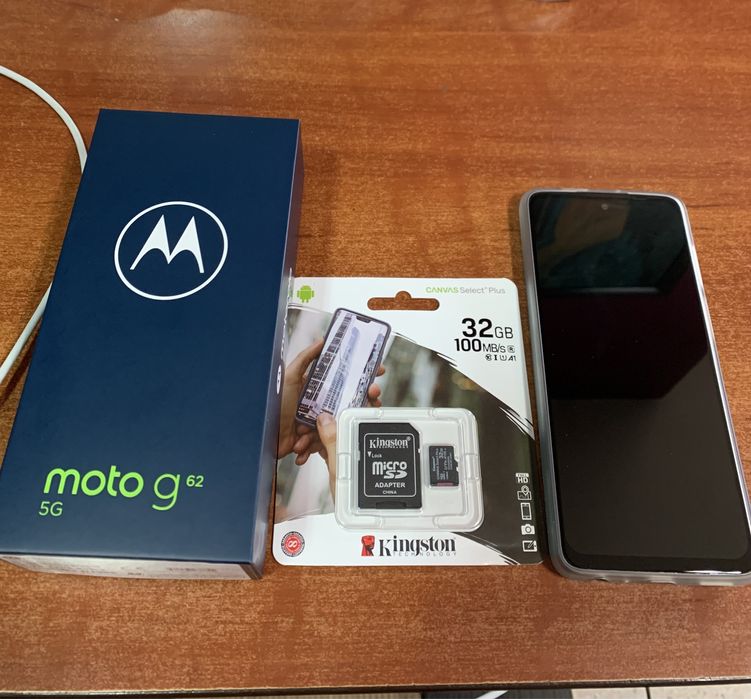 Motorola G62 5G Подарък карта памет 32GB