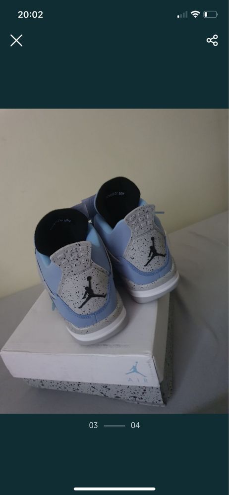 Jordan 4 University Blue