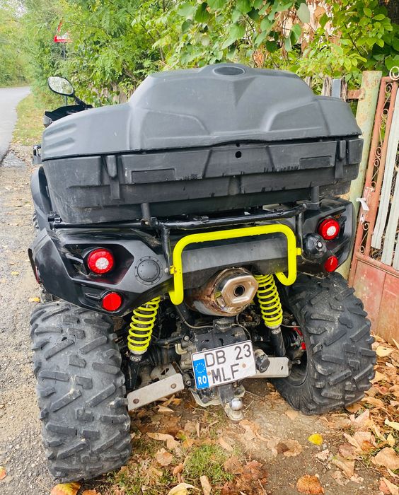 Vând ATV TGB 1000