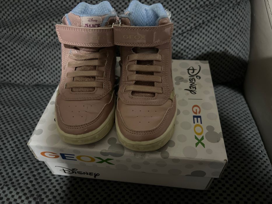 Детски обувки за момиче Geox