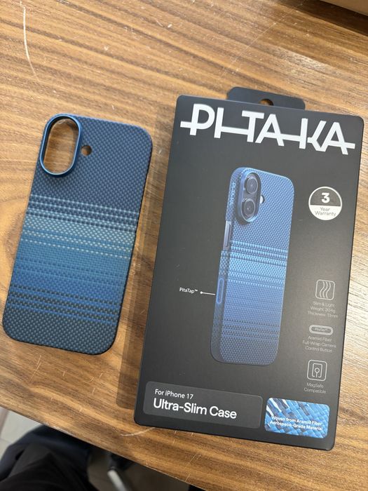Pitaka IPhone 17