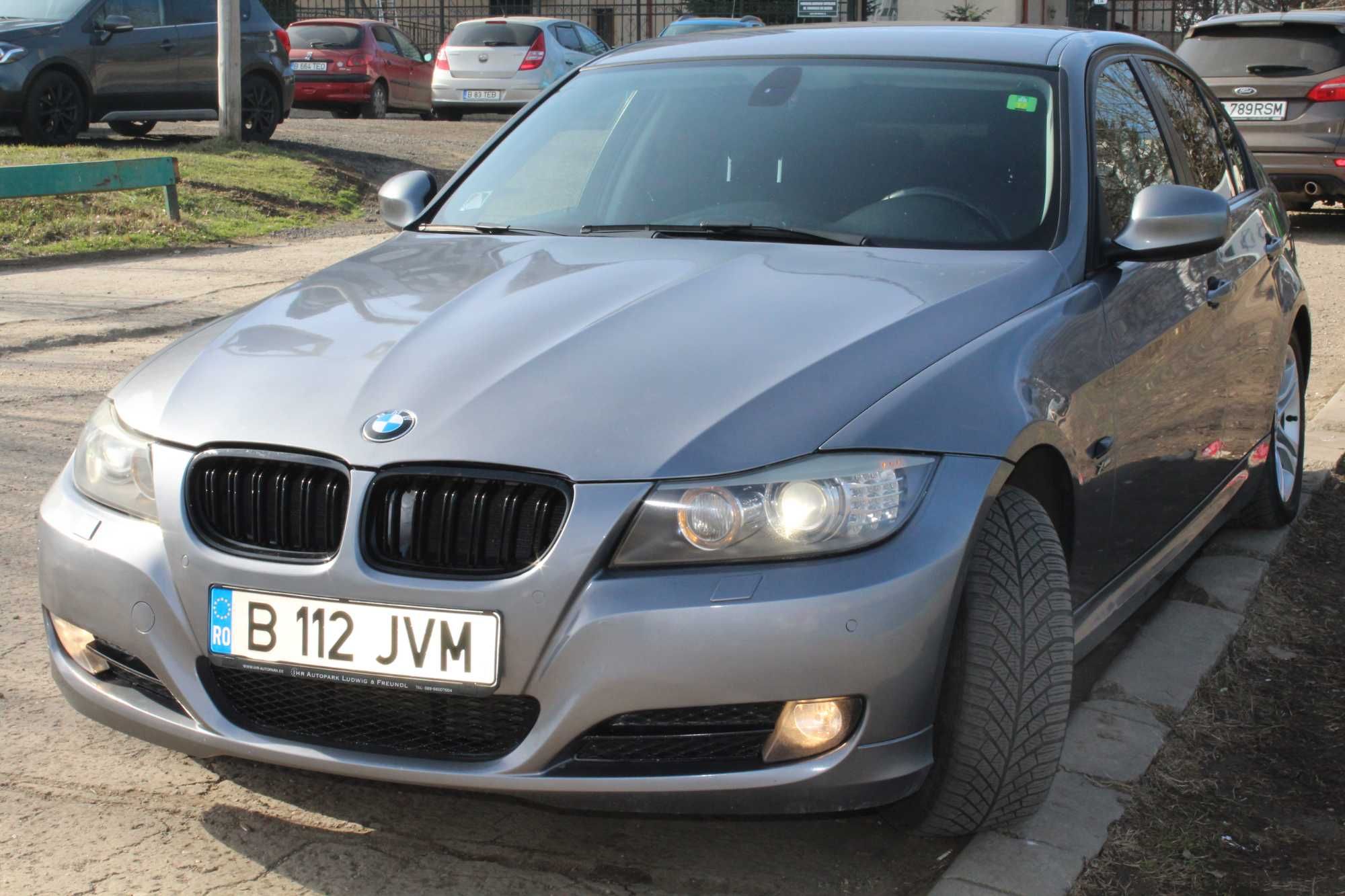 Vând BMW 320xd seria 3  E90 facelift Xdrive manual 2011