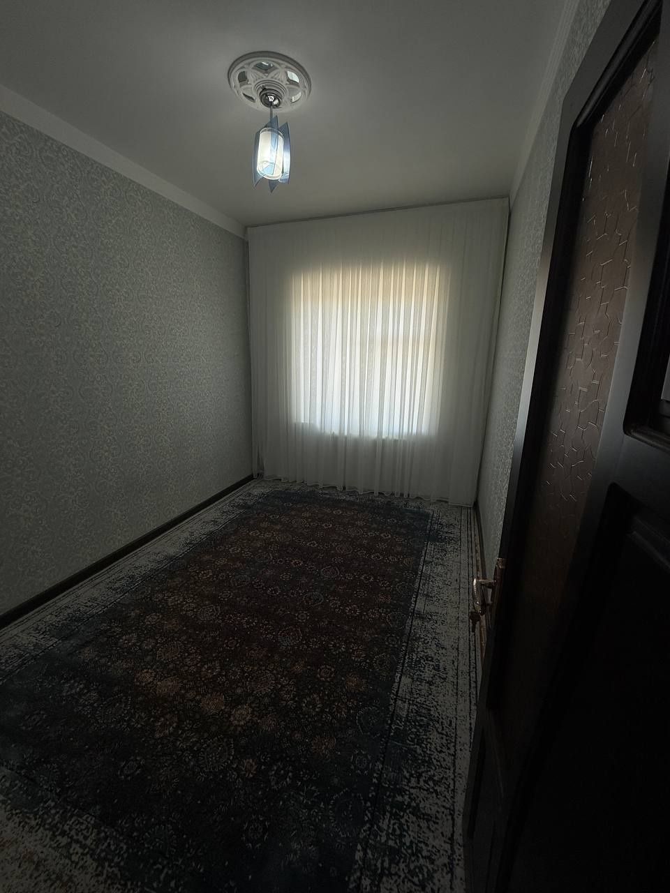 Srochna Sotiladi Sebzor 4 xona 96.700 y.e