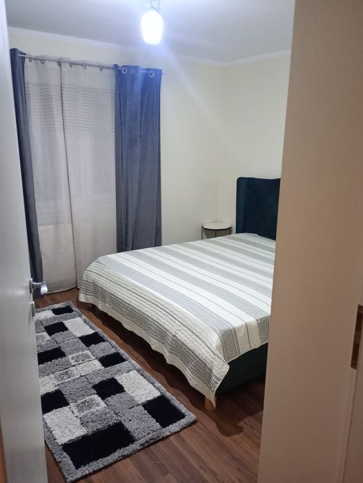 închiriez apartament 2 camere