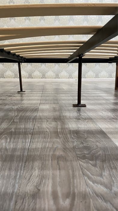 Продам кровать .