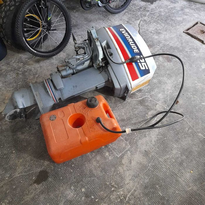 Evinrude 25, 2 timpi