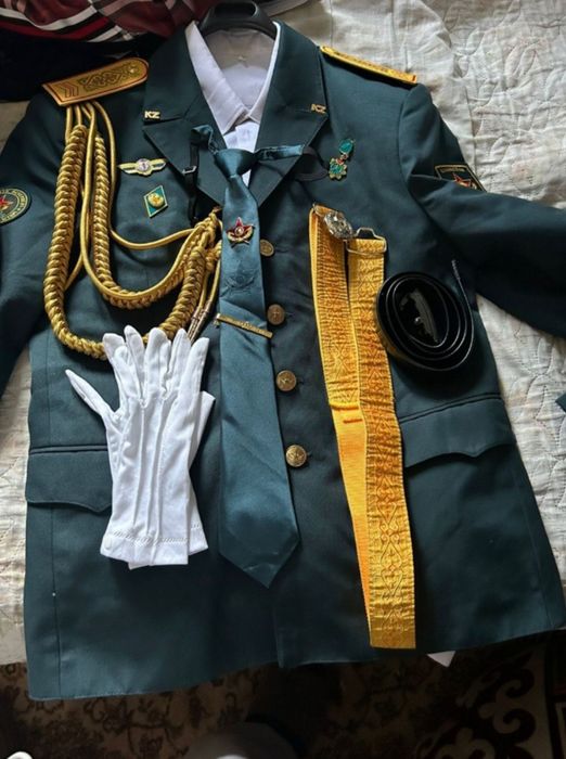 Парадный форма  .