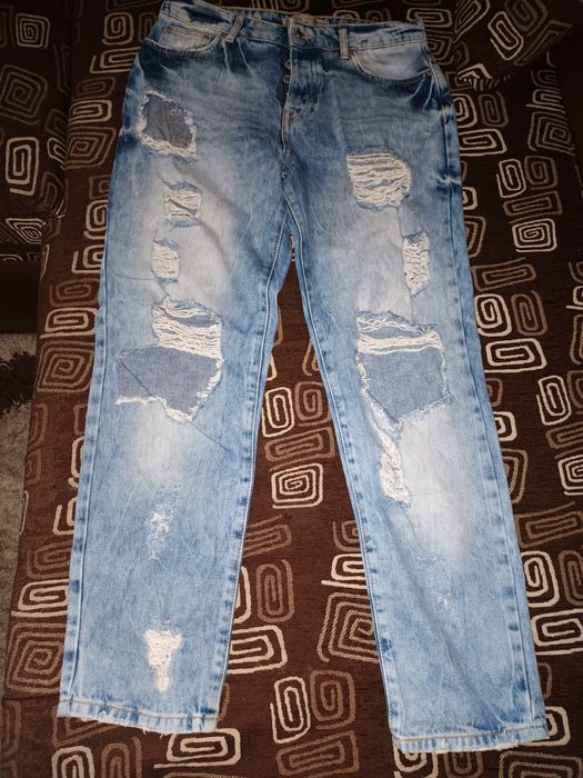 Blugi femei talie mica