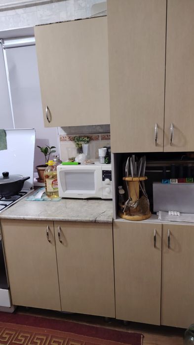 Продам кухонную гарнитуру