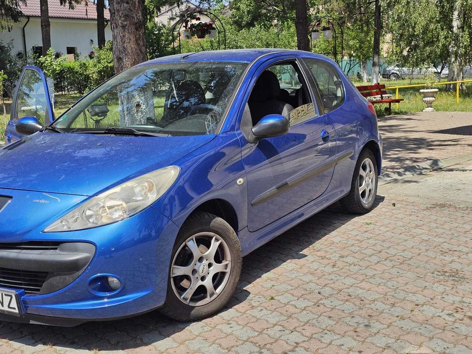 Peugeot 206 Plus 1.4 benzina -2010