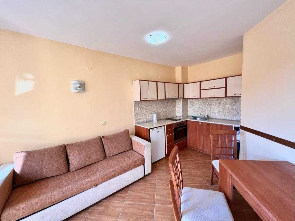 Продава се Двустаен апартамент в Свети Влас - 70 кв.м за 972 €/кв.м - Снимка #3
