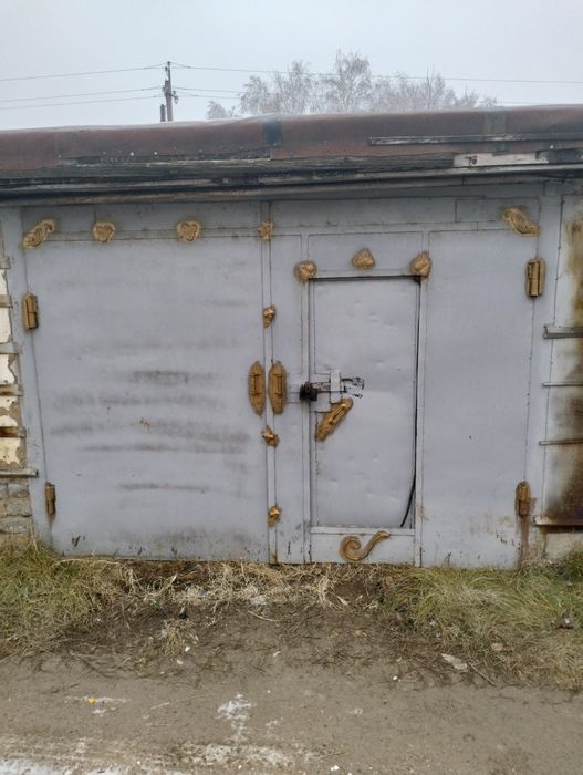 Продам гараж район 31 школа