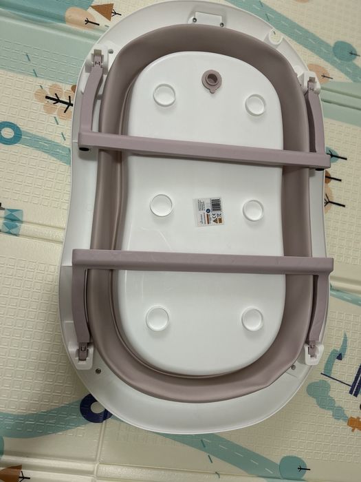 Cădiță bebe cu termometru digital