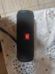 Vând boxa JBL flip 4