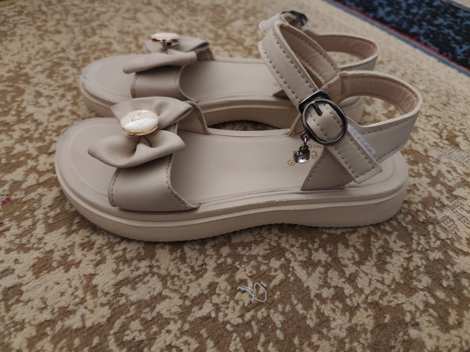 Сандалии детские