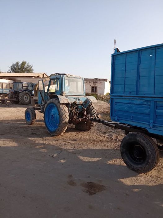 Traktor MTZ holati yaxshi