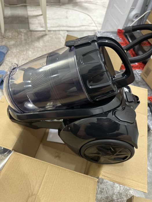Пылесос новый мощный