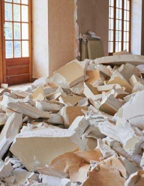 Debarasări moloz, mobila veche și alte materiale -targu mures