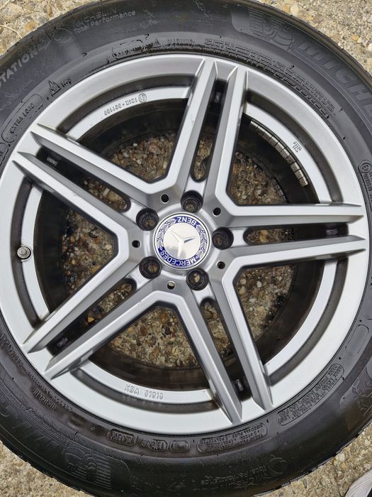Vând Jante Mercedes 235/60/18 originale cu cauciucuri Iarna