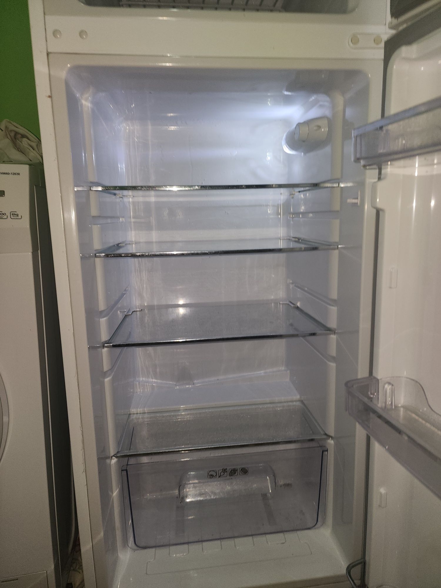 Продается холодильник