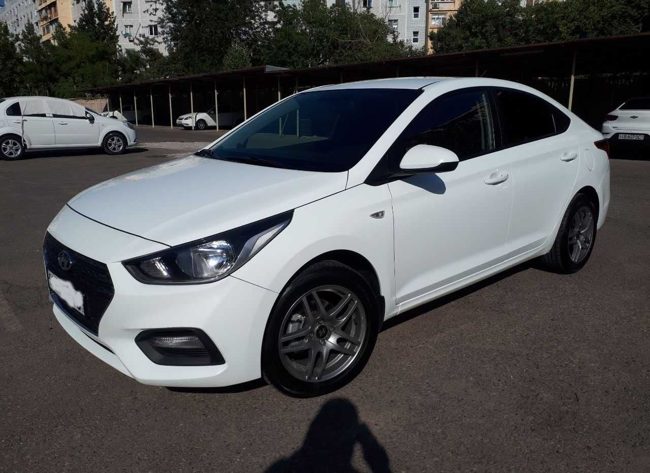HYUNDAI ACCENT 2020г,идеал,автомат,38000 пробег,родная краска+навороты