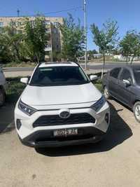 Продам Toyota RAV4