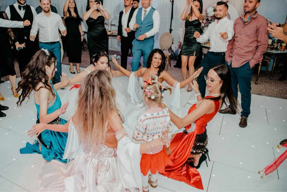 Dansatoare belly dance