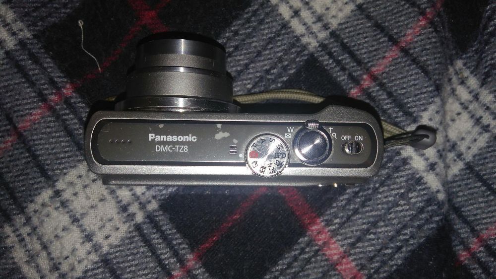 Фотоапарат Panasonic TZ8 (сив)