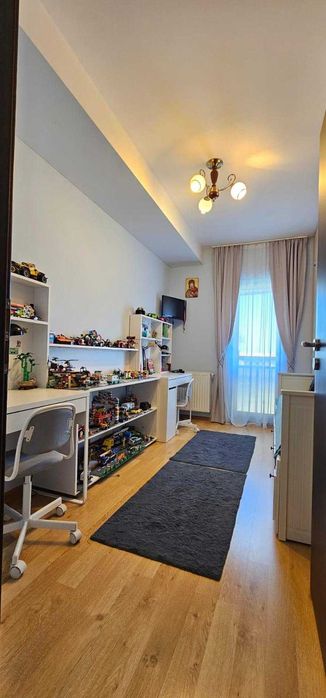 Proprietar vand ap. 3 camere