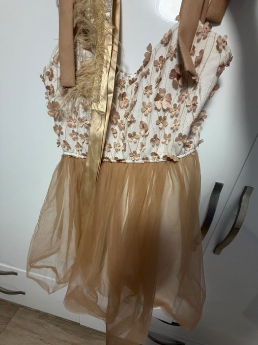 Рокля Lorreti с коланче