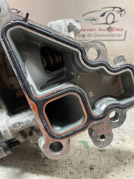 pompa apa renault arkana  1.6 benzina 2022