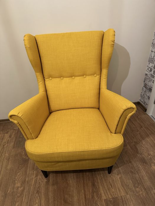 Кресло и табуретка Strandmon