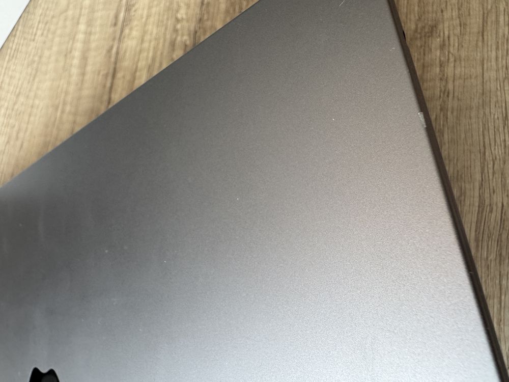 MacBook Air 256GB M3, 16GB Ram