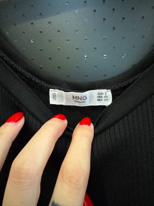 Рипсена блуза Mango