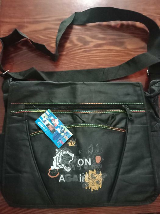 Сумки для повседневной носки,также в школу