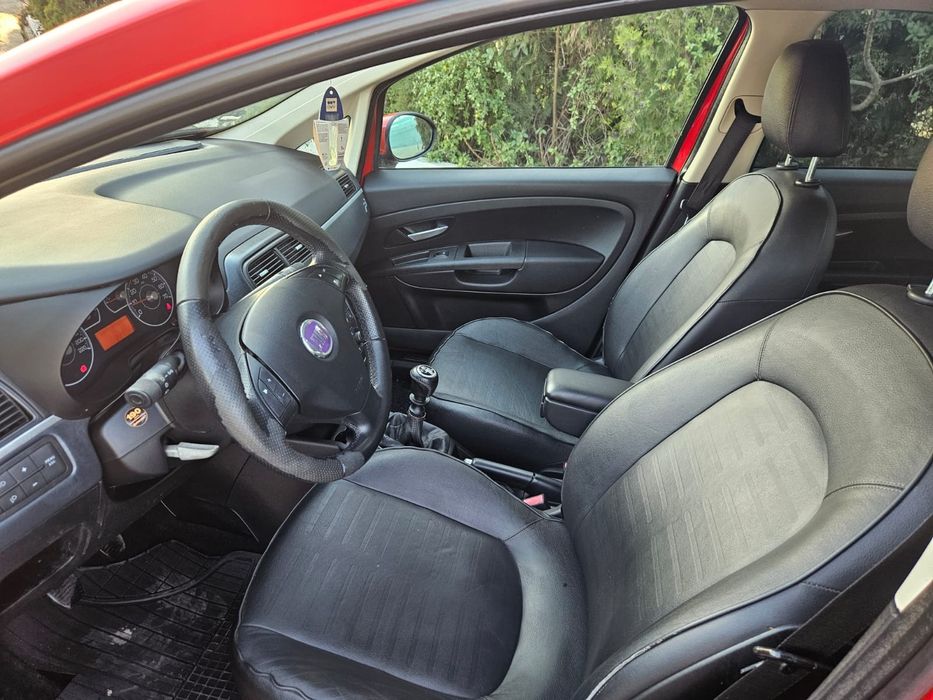 Fiat Grande Punto an 2007 motor 1.9 jtd cutie manuala