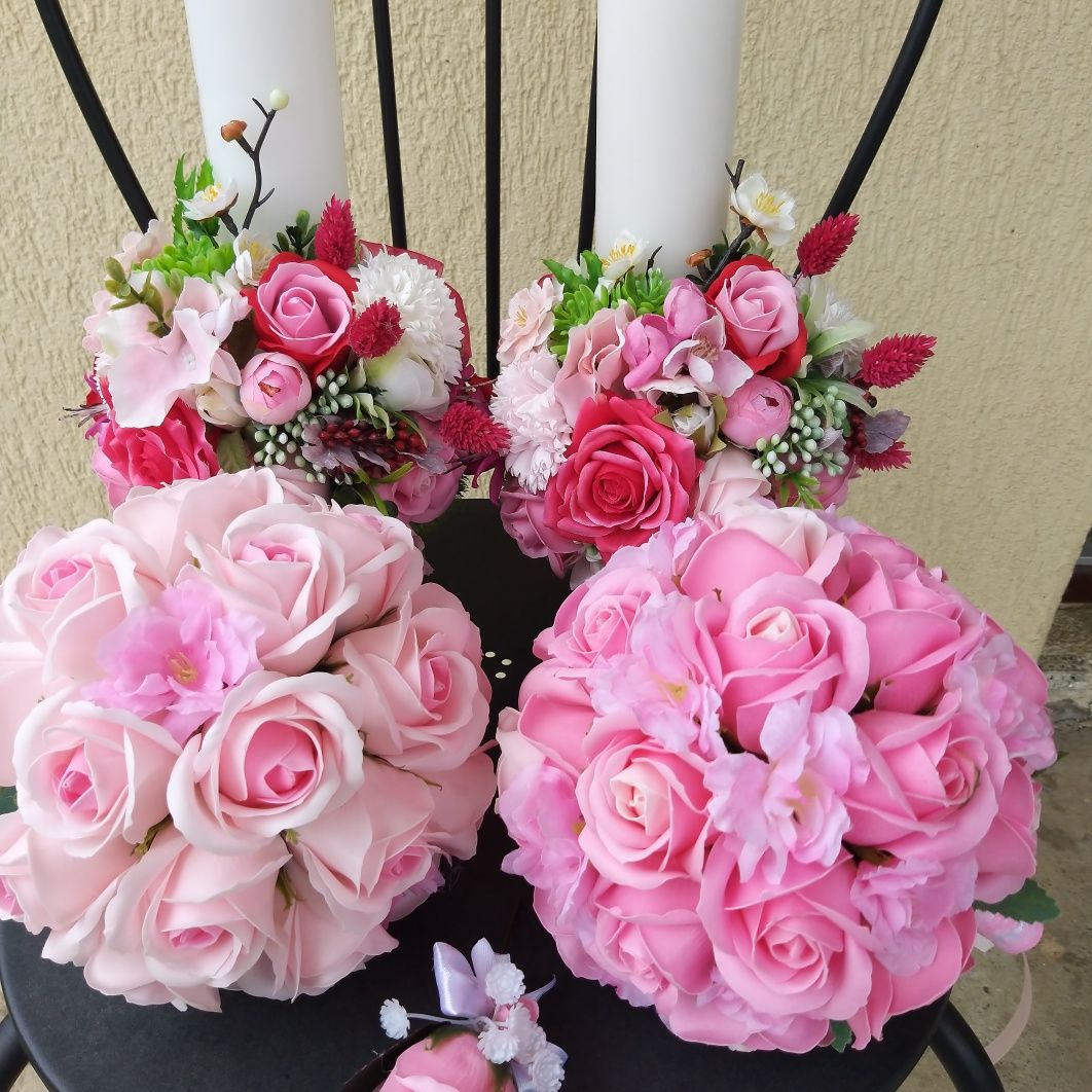 Seturi nunta din trandafiri de săpun