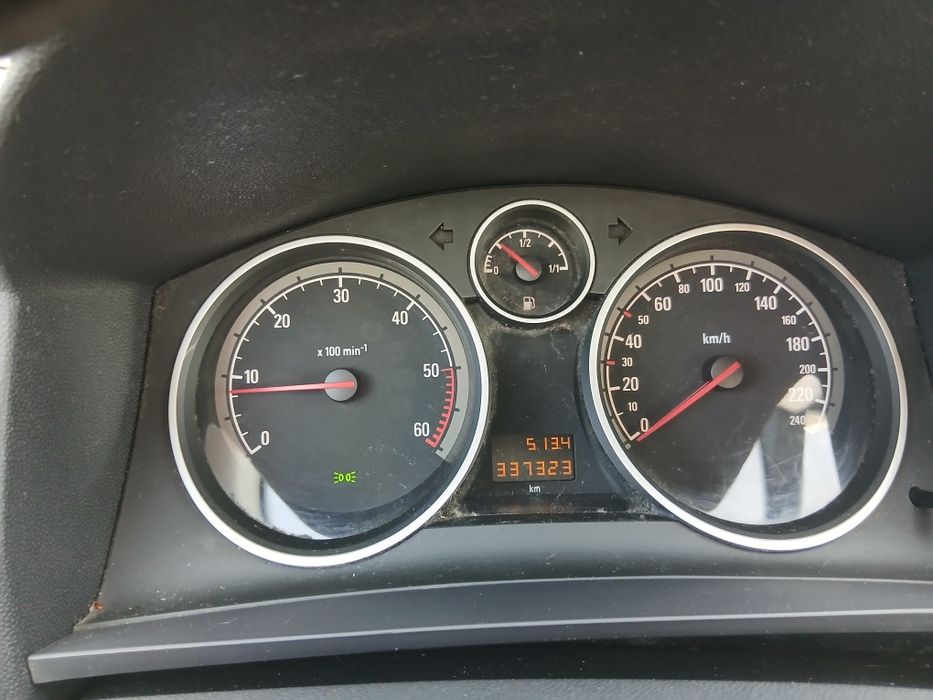 Vand Opel zafira 1,7 D .an 2009