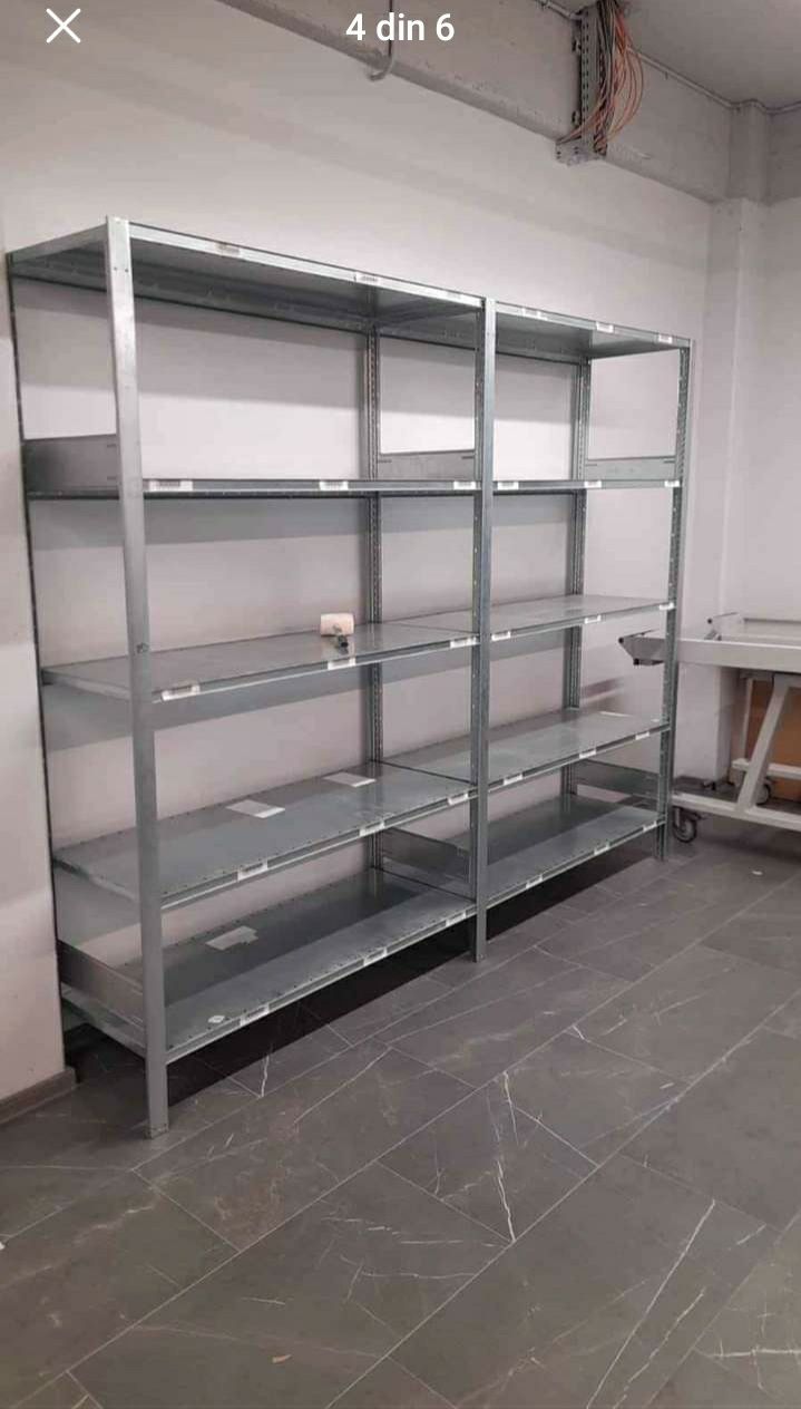 Vând rafturi metalice zincate pentru mai multe detalii sunați la număr