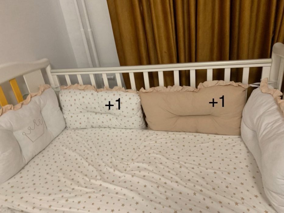 Protectii pentru patut bebe- Deseda. Contine 6 pernute