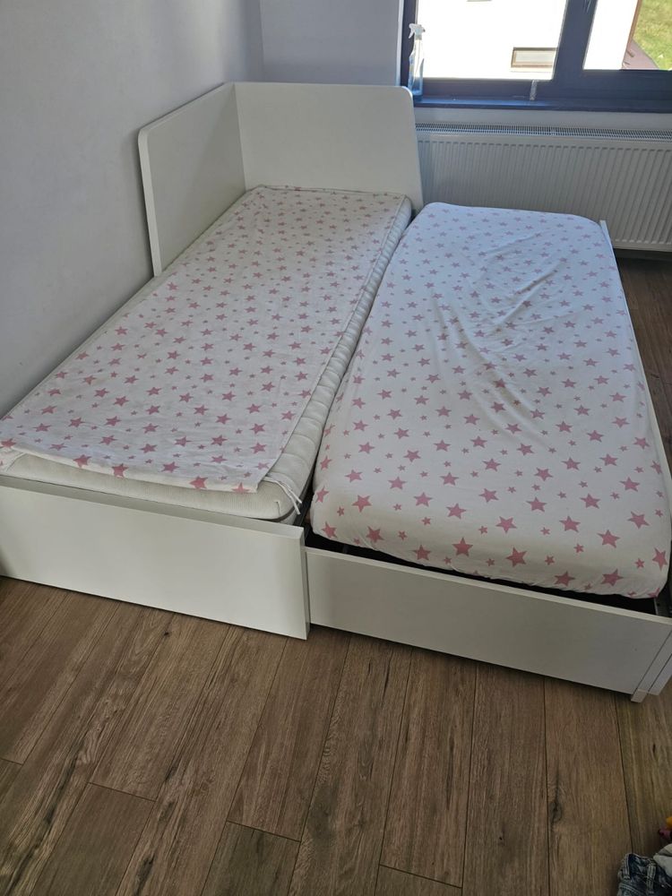 Pat/divan extensibil Ikea cu saltea inclusa