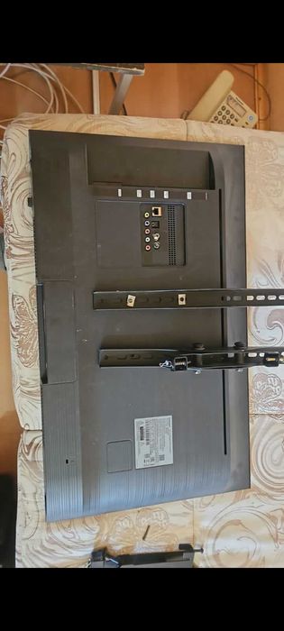 Срочно продам телевизор