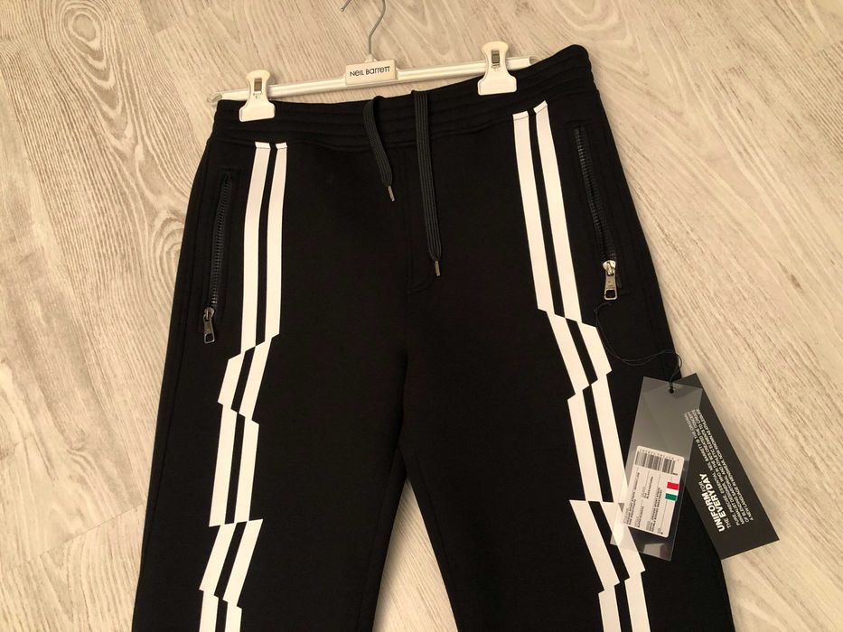Neil Barrett pantaloni L originali, retail 496 euro