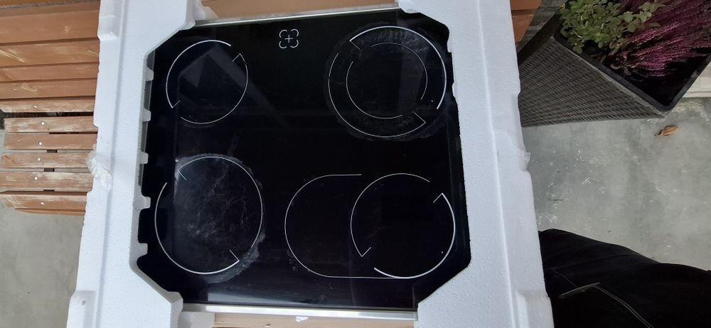 Фурна за вграждане и плот 4-ка