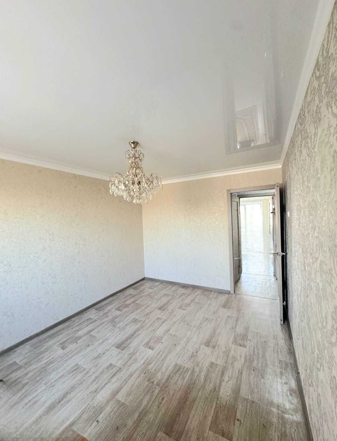Продам 2 комнатную 6 микрорайон