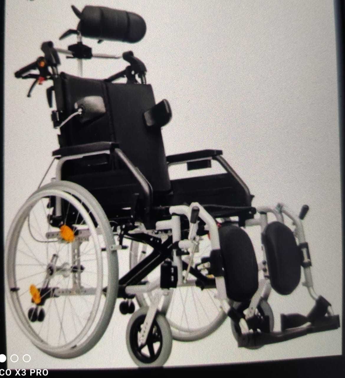 Инвалидная коляска Delux 400