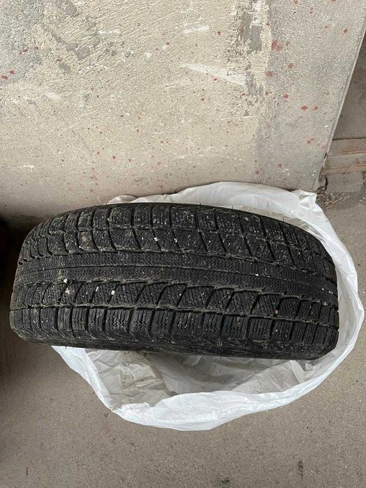 Зимние шины triangle, размеры 215/60/16