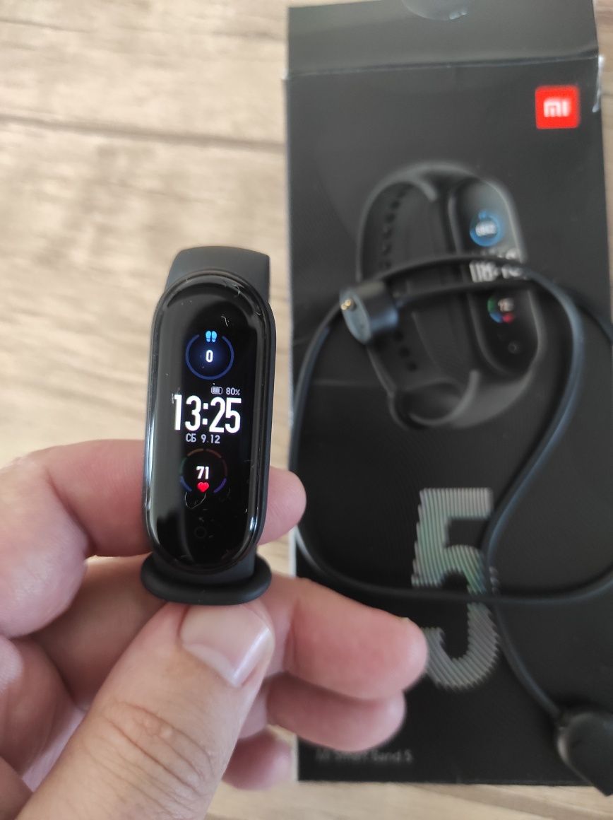 Xiaomi Mi Band 5